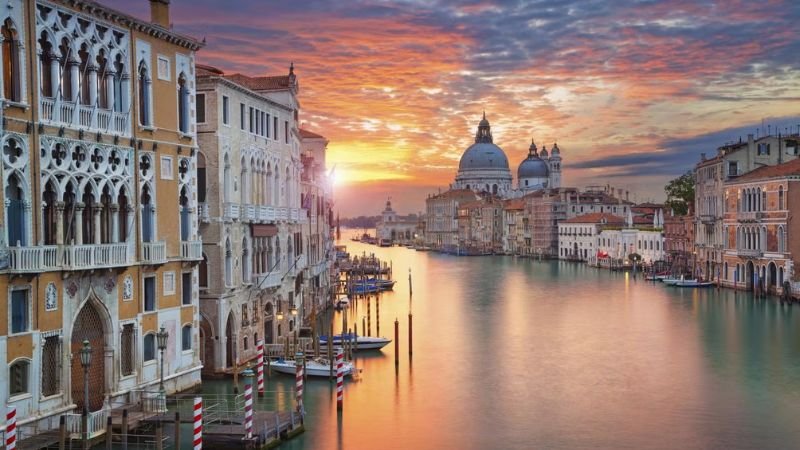 Air Serbia Venice Office Address