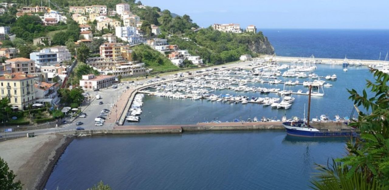 Air Transat Agropoli Office Address