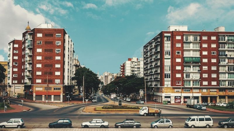 GOL Airlines Montevideo Office Address