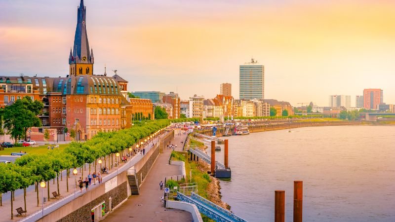 Iberia Airlines Düsseldorf Office Address