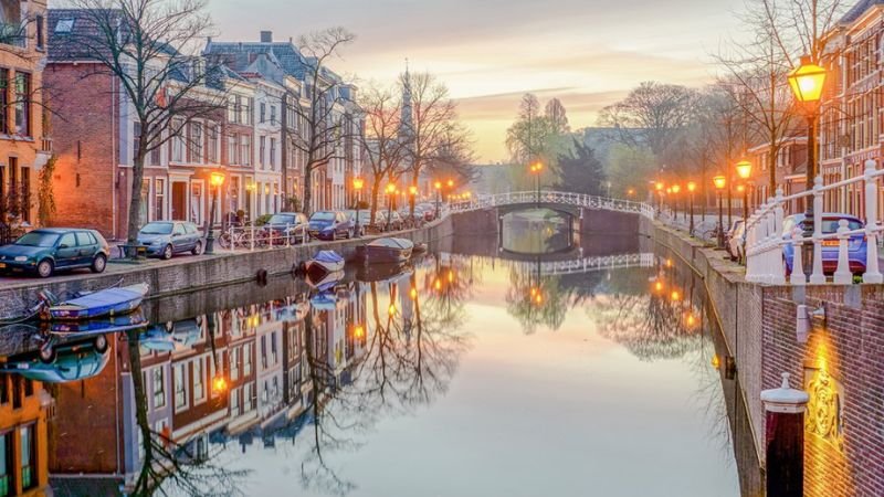 Iberia Airlines Holland Office Address