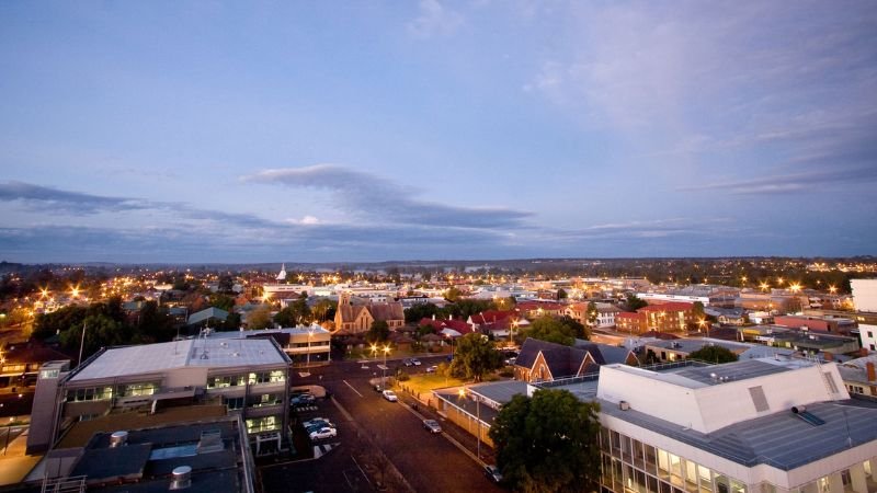 Qantas Airways Dubbo Office Address