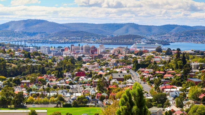 Qantas Airways Hobart Office Address