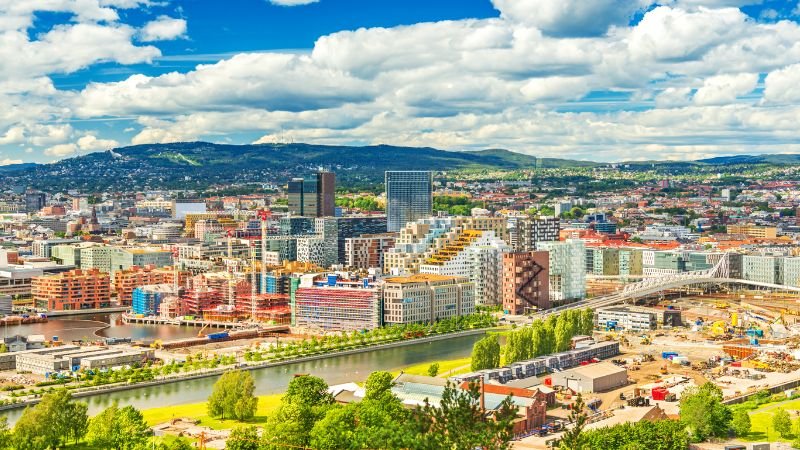 Qantas Airways Oslo Office Address