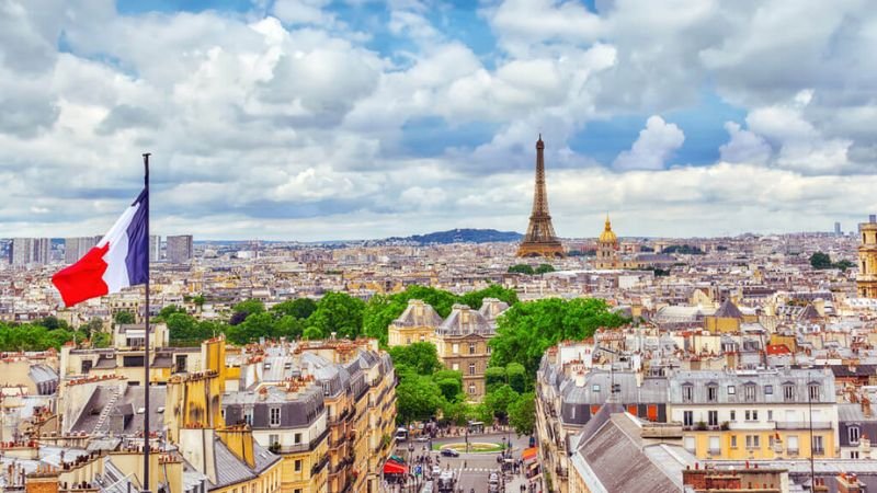 Qantas Airways Paris Office Address