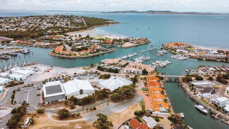 Qantas Airways Port Lincoln Office Address