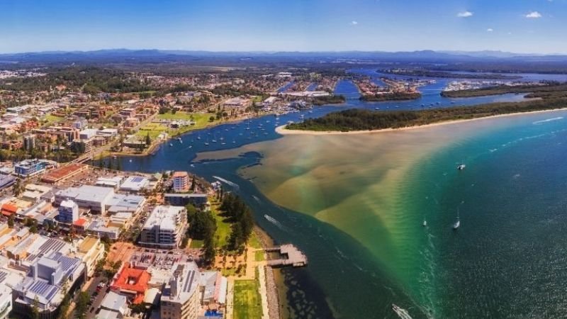 Qantas Airways Port Macquarie Office Address