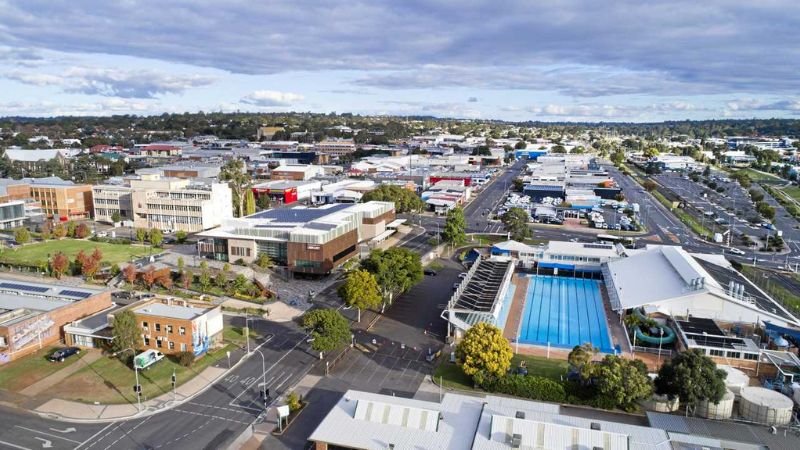 Qantas Airways Toowoomba Office Address