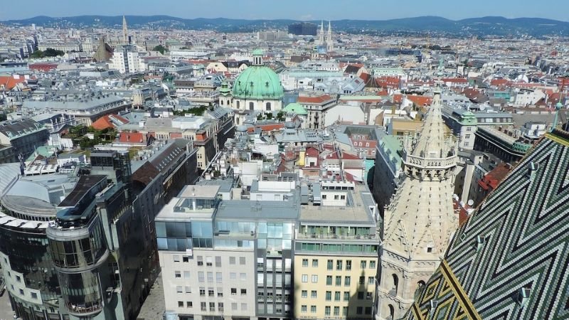 Qantas Airways Vienna Office Address