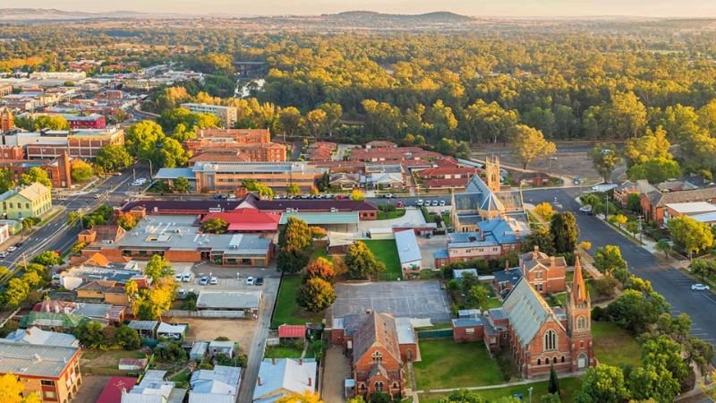 Qantas Airways Wagga Wagga Office Address