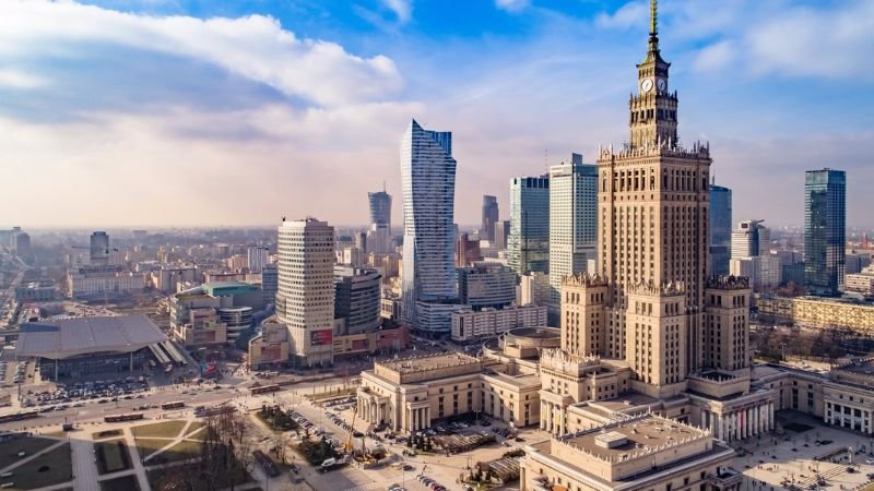 Qantas Airways Warsaw Office Address
