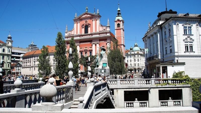 FlyEgypt Ljubljana Office Address