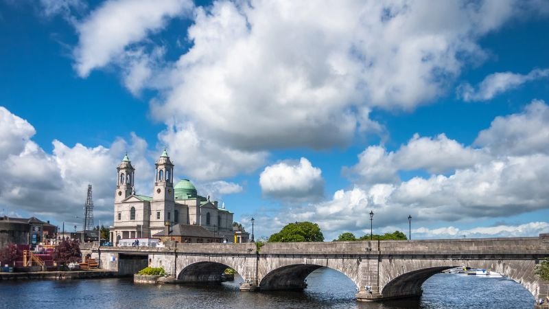 SAS Airlines Shannon Office Address