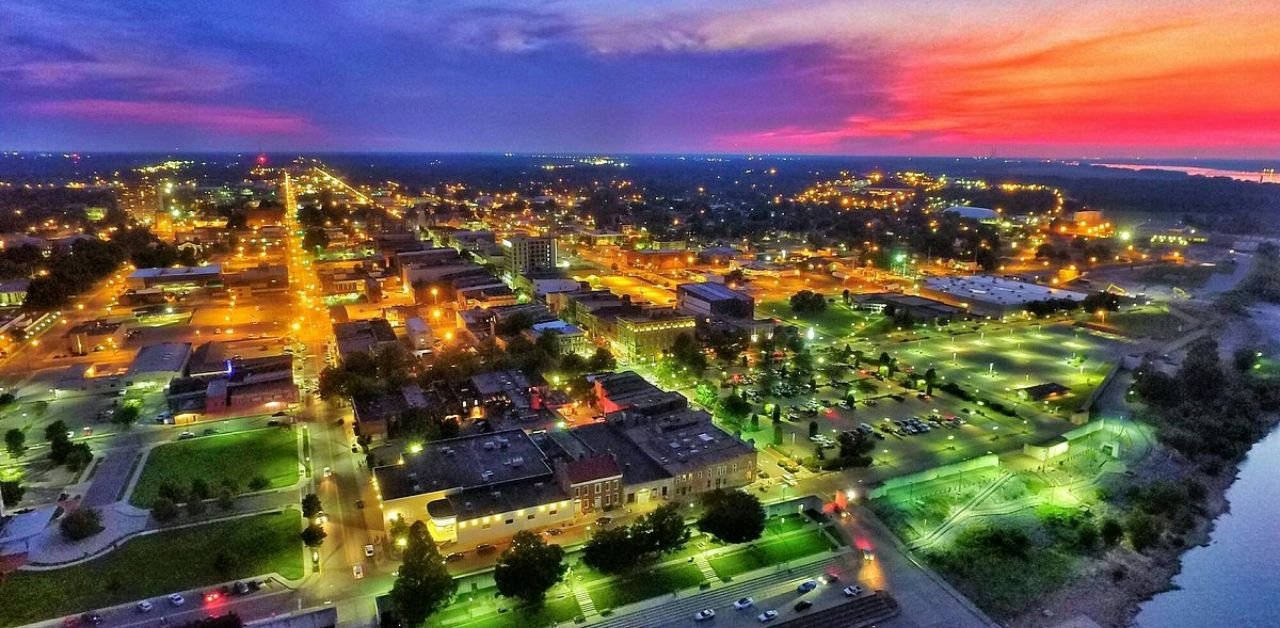 Contour Airlines Paducah Office In United States